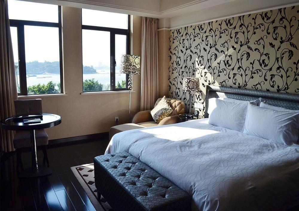 Lujiang Harbourview Hotel Xiamen Exteriör bild